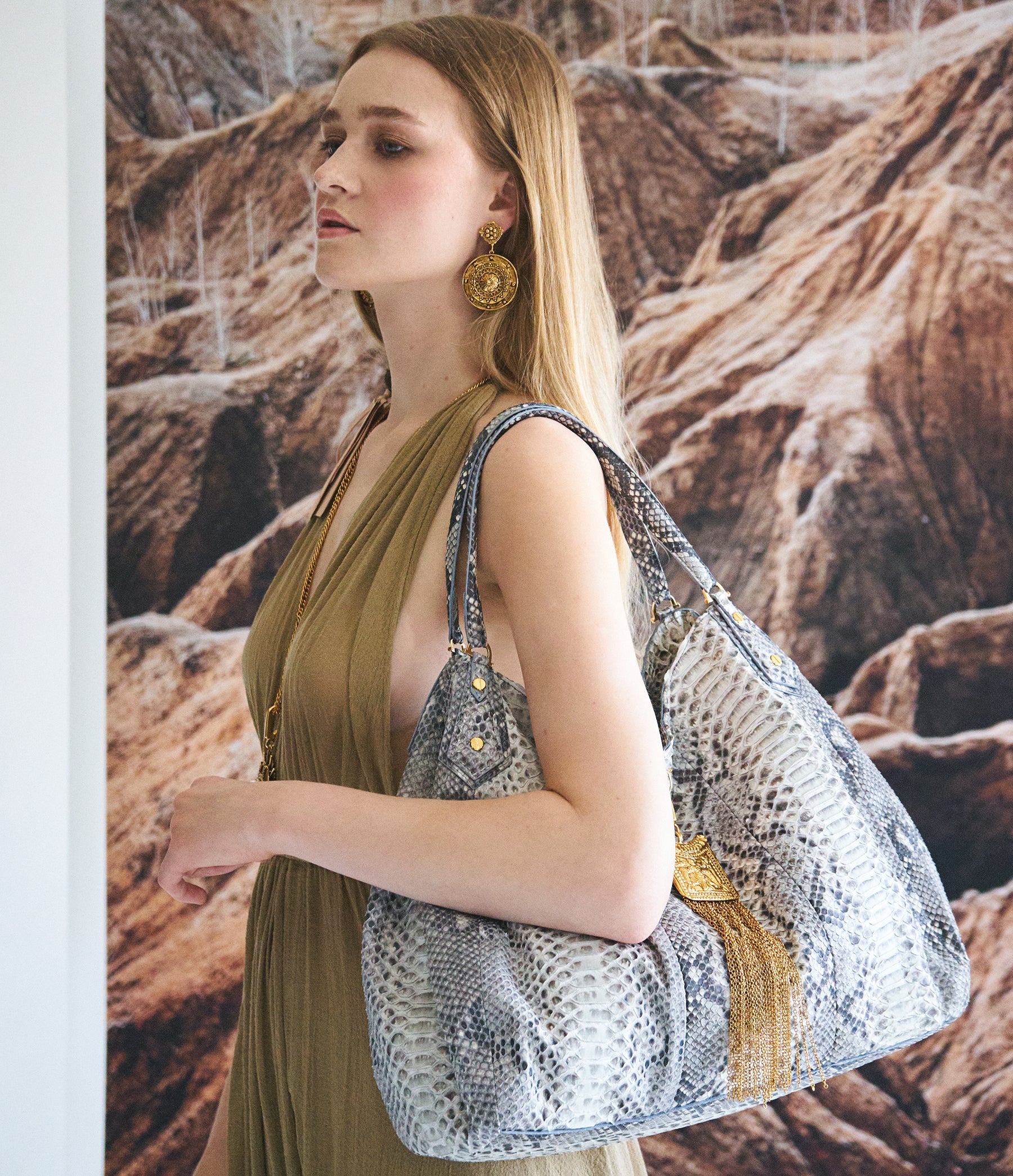 Natural Python / Gold