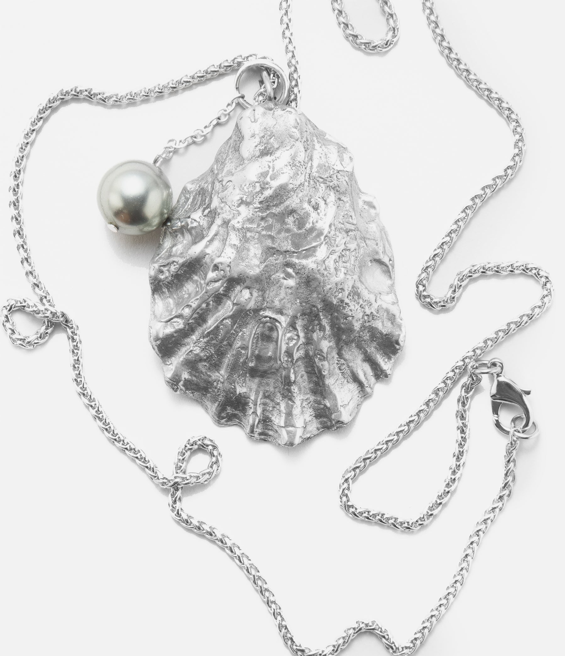 Large Curly Oyster Necklace with Pearl in Silver